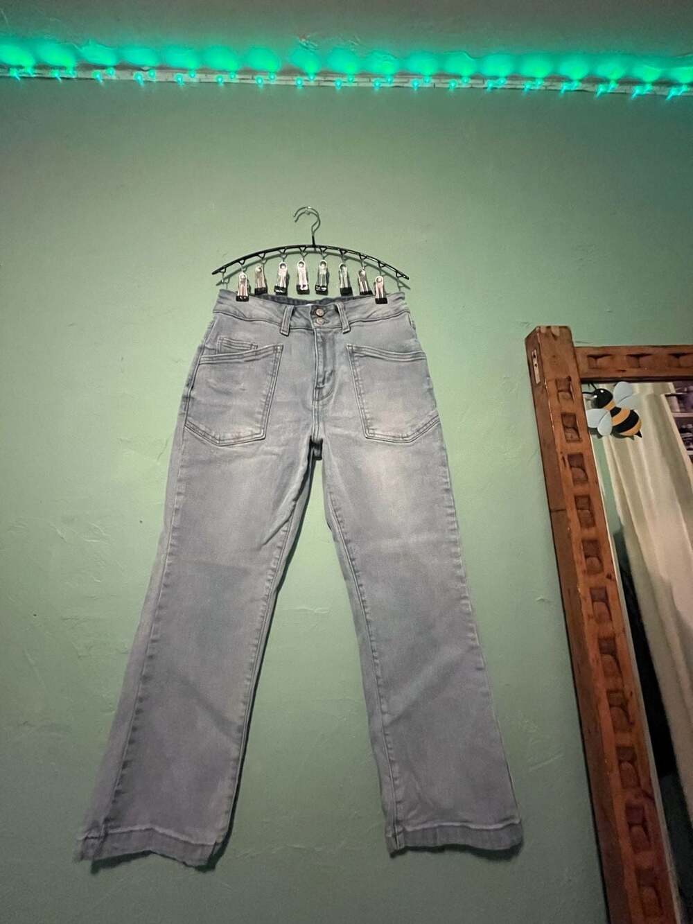 Kensie Jeans The Savannah Size 4/27 Flare Crop